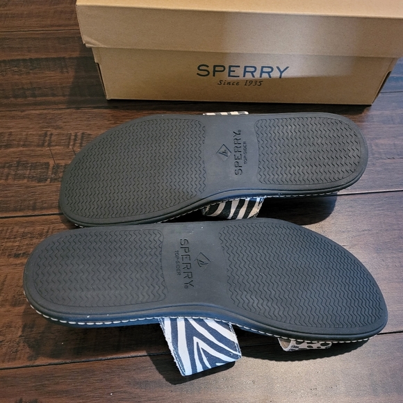 BNIB Womens Sperry Waveslide Animal Print Sandal, size 8 - Picture 6 of 6